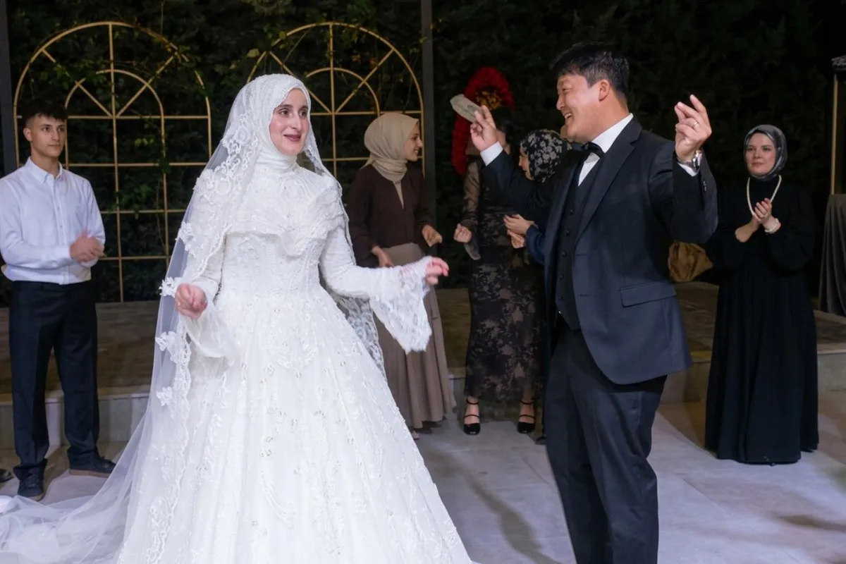 Trabzonlu öğretmenle evlenen Güney Koreli damada 2 şart: Ne ev ne araba, işte kayınpederin isteği