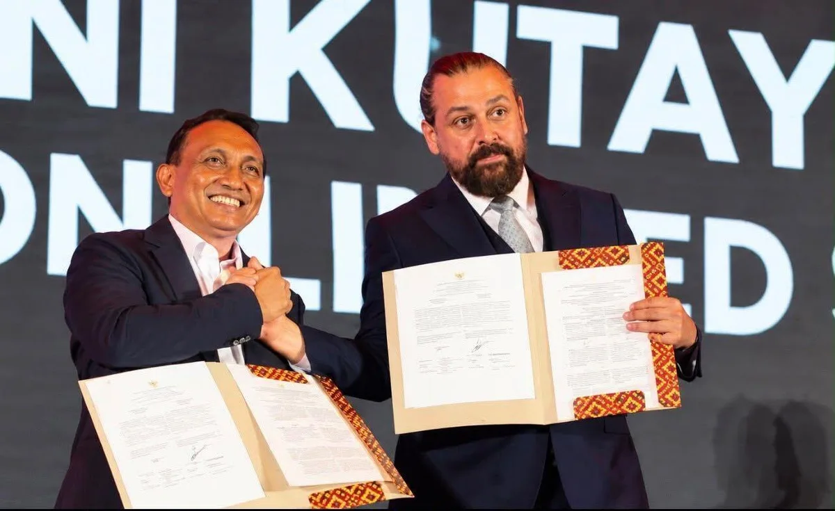Türkiye-Endonezya ortak yapımı Kızıl Baharat filmi için Jakarta'da imza atıldı