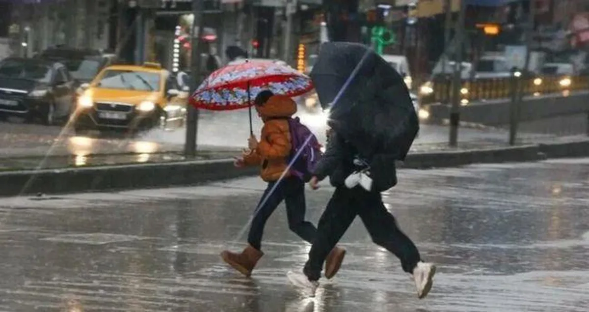 İstanbul'da Pazartesi okullar tatil mi? SON DAKİKA! 19 Ekim Pazartesi İstanbul'da okullar var mı, yok mu? (İSTANBUL VALİLİĞİ)