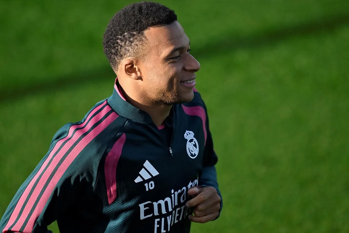 Mbappe'nin Mao için "diktatör" ifadesini kullanması Çin'de tepki topladı