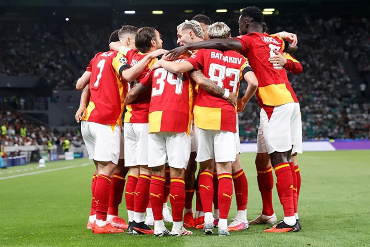 Galatasaray'ın Lille maçı kamp kadrosu açıklandı: Yıldız isim İstanbul'da kaldı