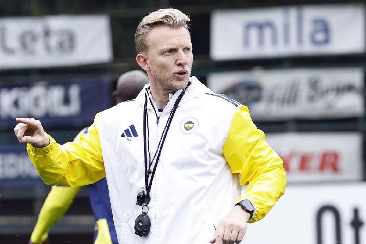Fenerbahçe milli araya kadar Dirk Kuyt'a emanet