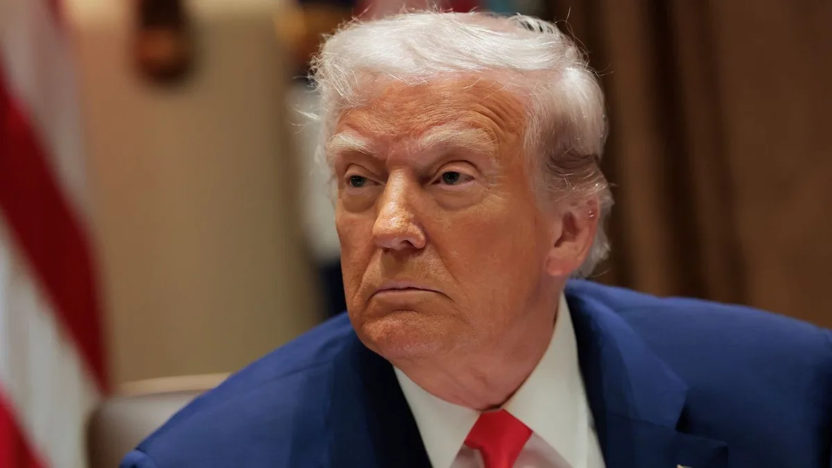 Trump, İran'la anlaşma veya İran'ı askeri yok etme seçeneğini bildirdi
