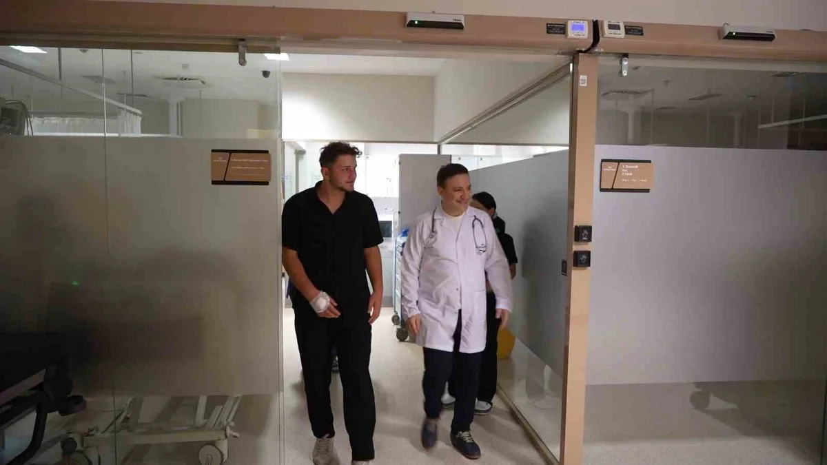 Samsun'da denizde boğulma tehlikesi geçiren 18 yaşındaki kuaför kurtarıldı