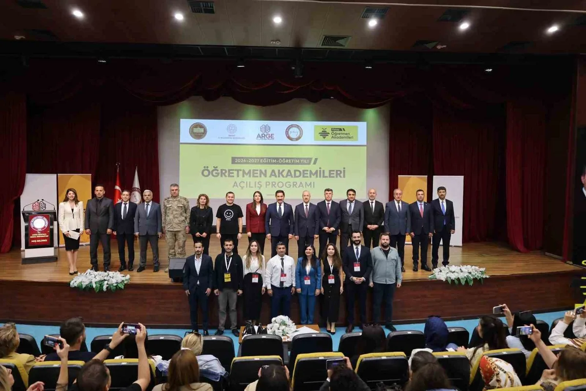 Hatay Öğretmen Akademilerinin 2026-2027 açılışı Vali Masatlı'nın katılımıyla yapıldı