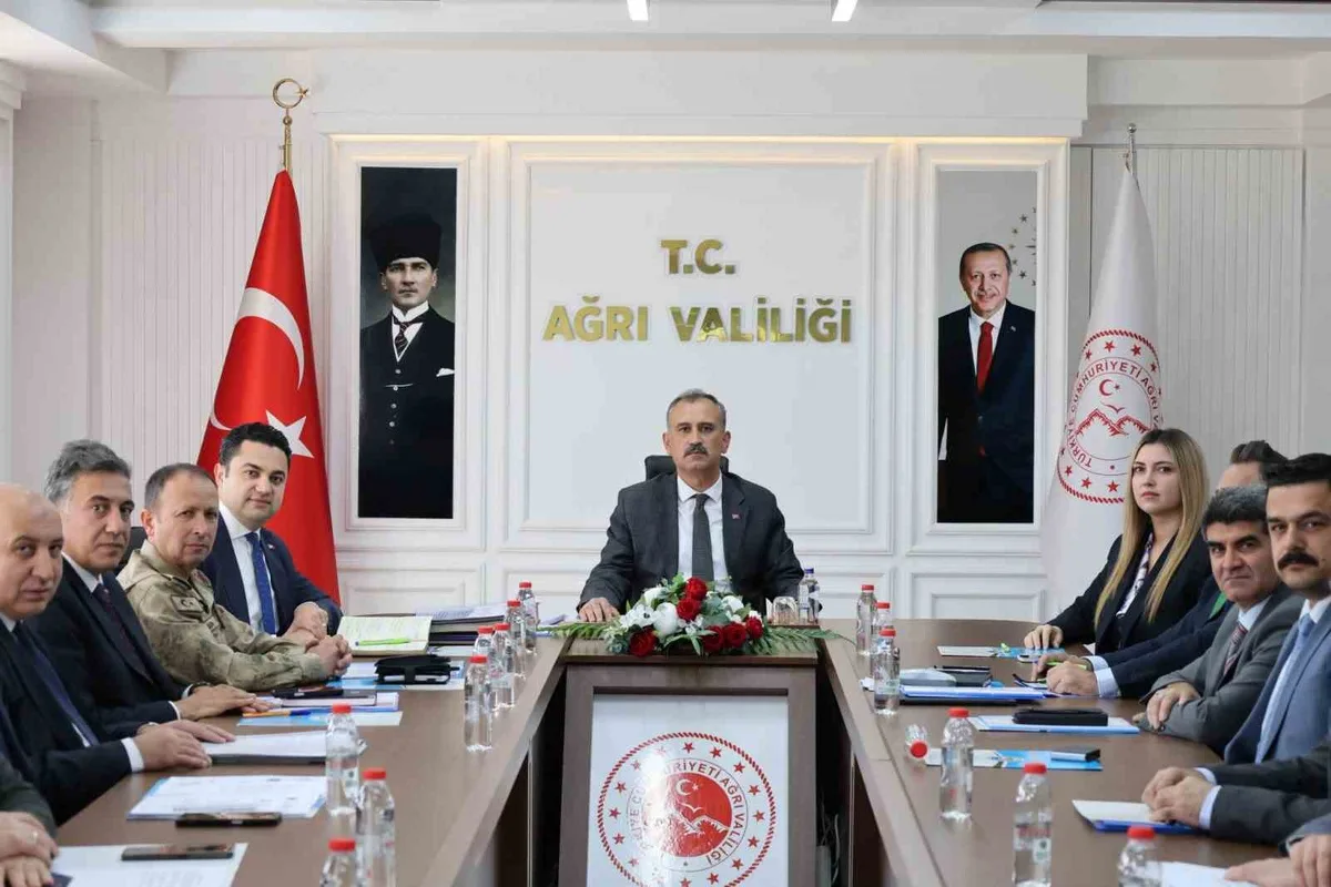 Ağrı'da İl Eğitim Güvenliği Kurulu, Vali Bozkurt başkanlığında 2. kez toplandı