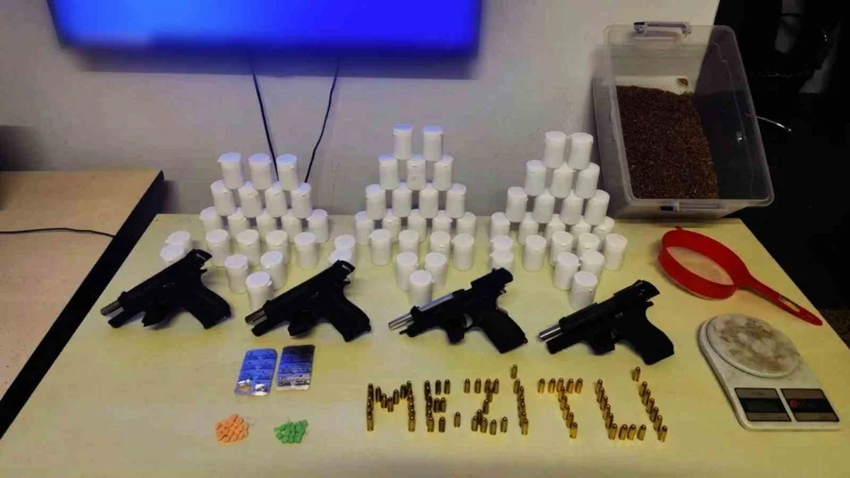 Mersin Mezitli'de operasyonda 3 bin 668 sentetik hap ele geçirildi, 1 kişi tutuklandı
