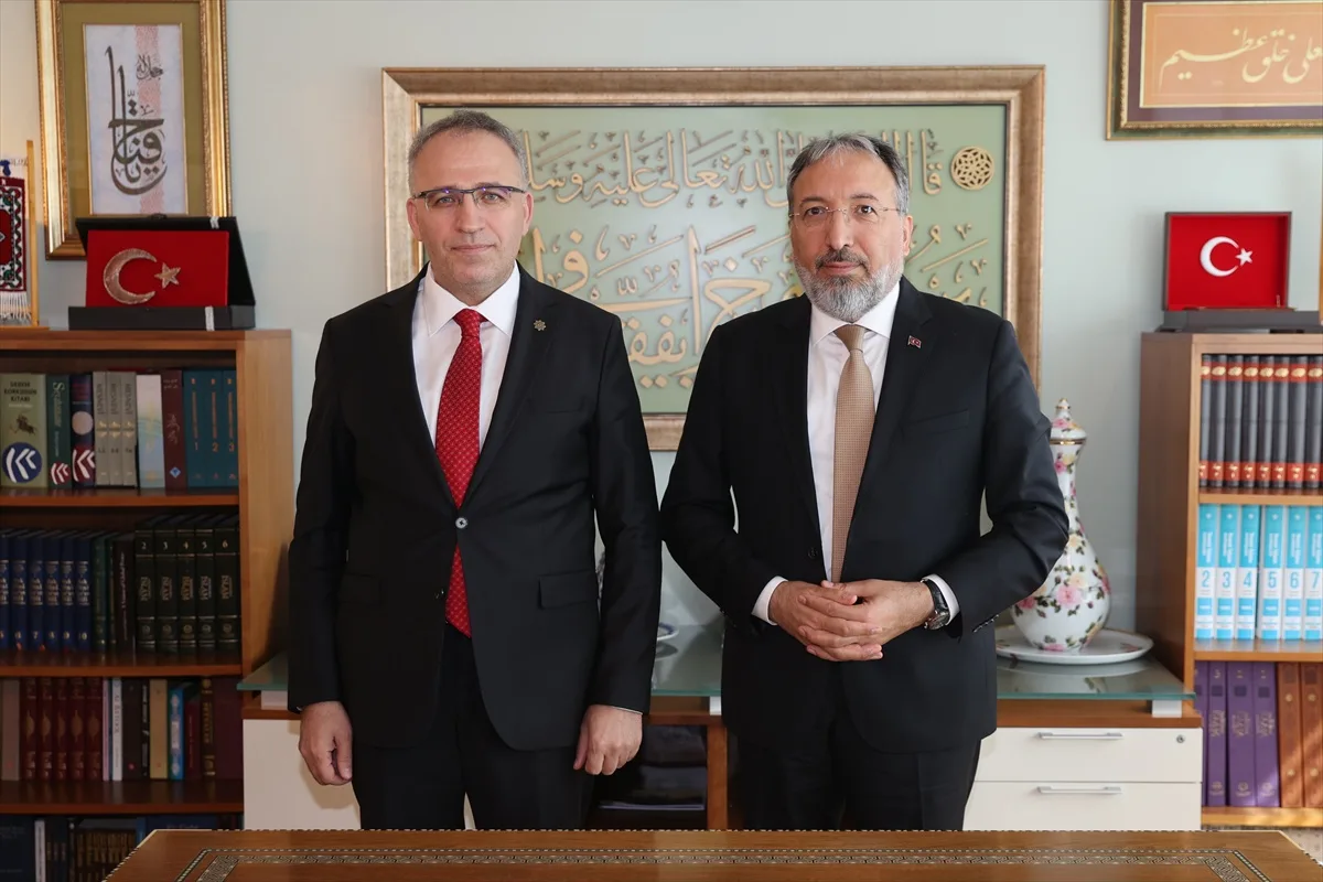 Diyanet İşleri Başkanı Arpaguş, ABD'de FETÖ ve benzeri yapılara karşı uyardı