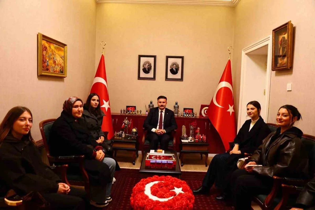 Gökçeada'da Kaymakam Acar'ın halk günü buluşması yoğun katılımla yapıldı