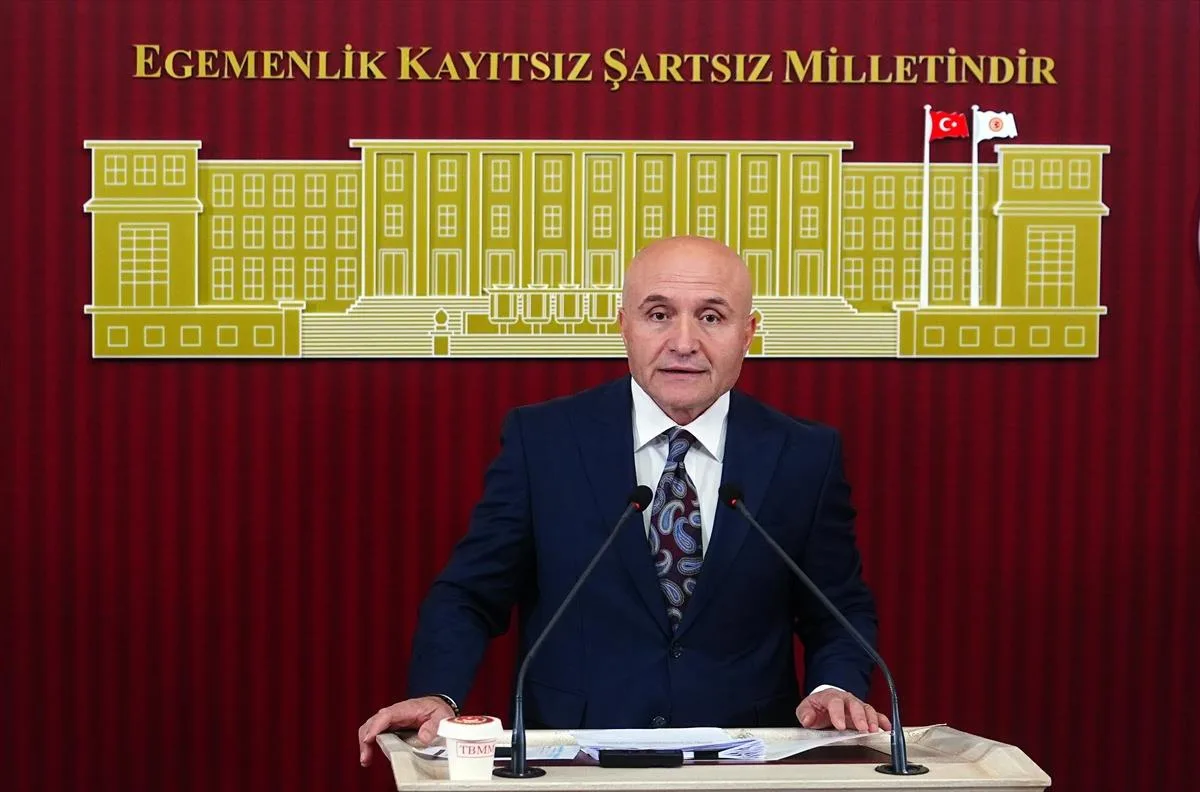Erhan Usta kimdir? Dervişoğlu ile Bahçeli'nin kol kola görüntüsüne 'kabul etmiyorum' dedi