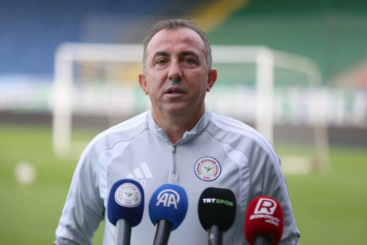 Rizespor Teknik Direktörü Uçar, Trabzonspor derbisi öncesi iç sahada çıkış istiyor