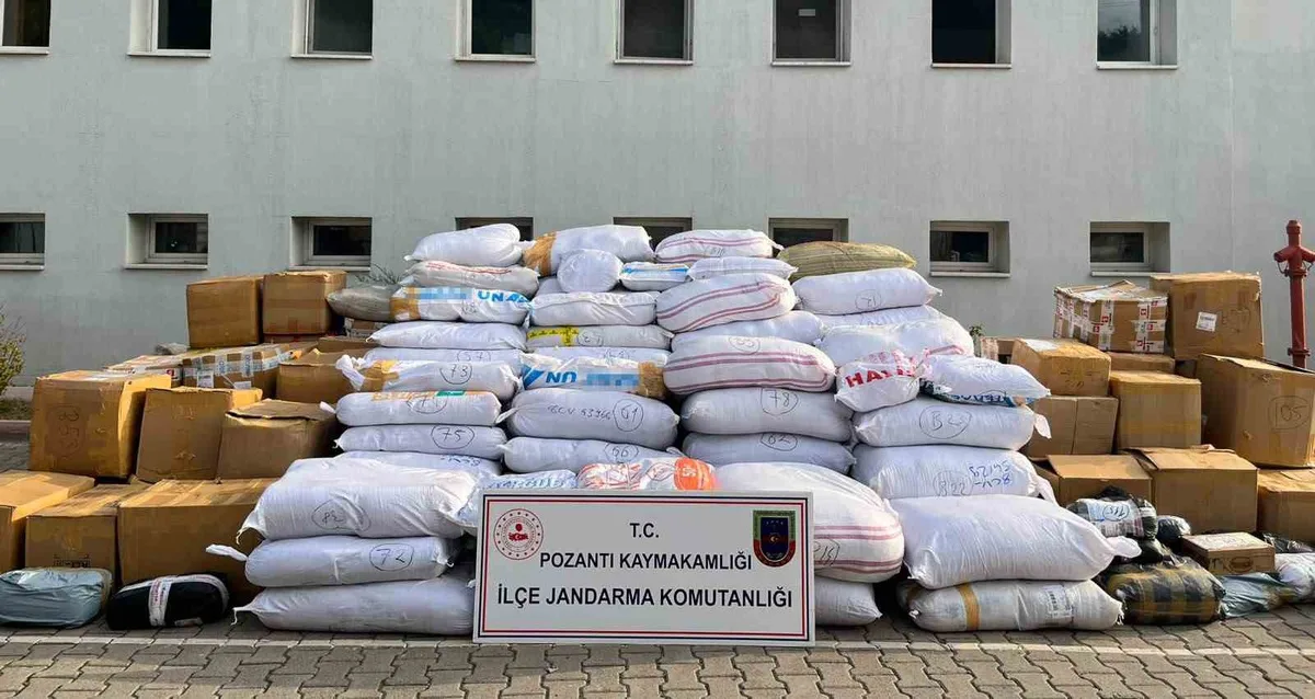 Adana Pozantı'da iki tırda 6 ton kaçak tütün ele geçirildi, değeri 20 milyon TL