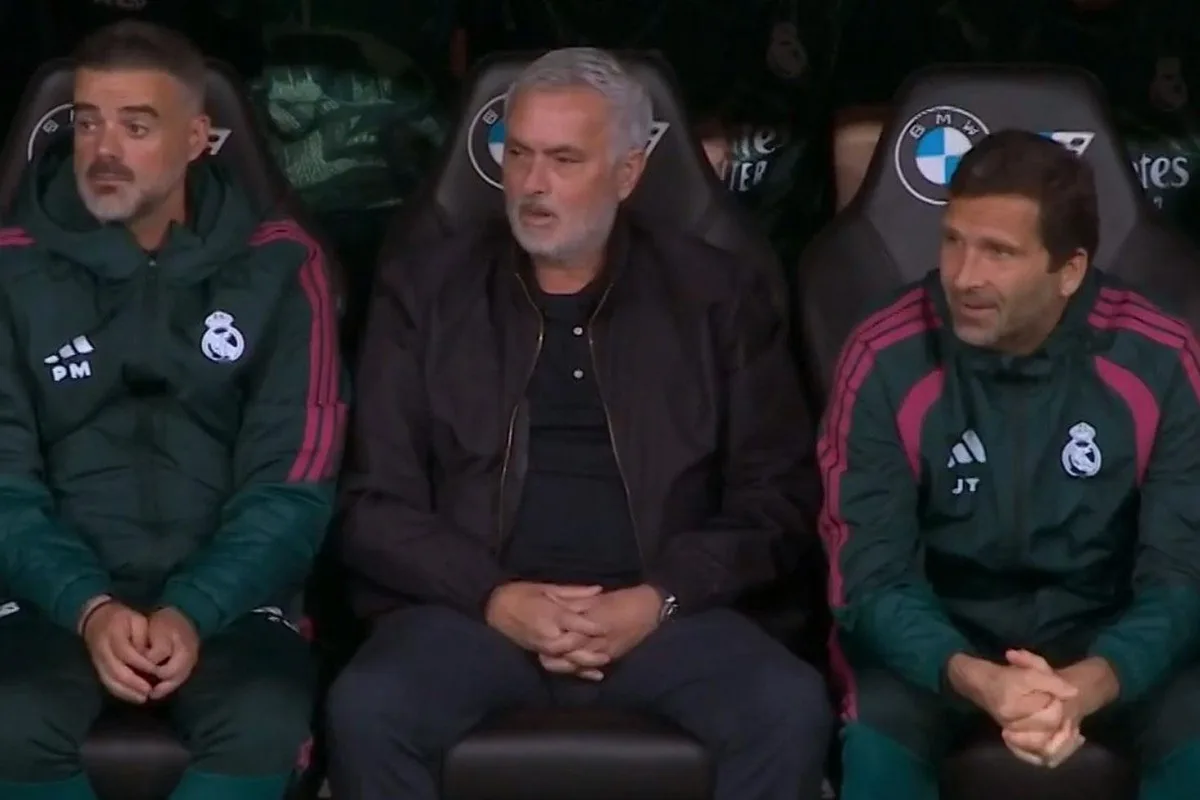 Ne bu hal Mourinho? İspanyollar fena yüklendi
