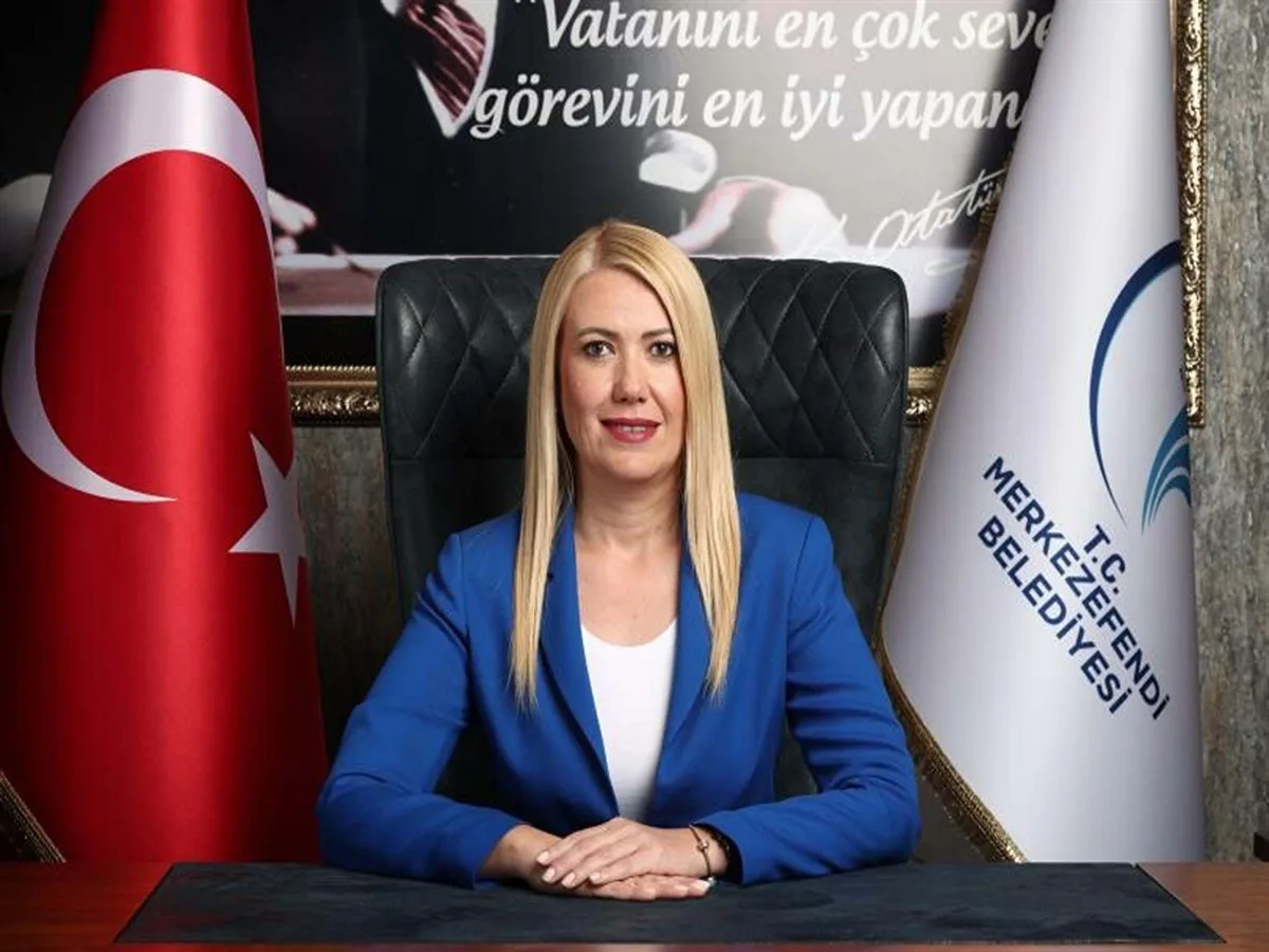 Denizli Merkezefendi'de rüşvet operasyonunda başkan ve eşi dahil 5 kişi tutuklandı