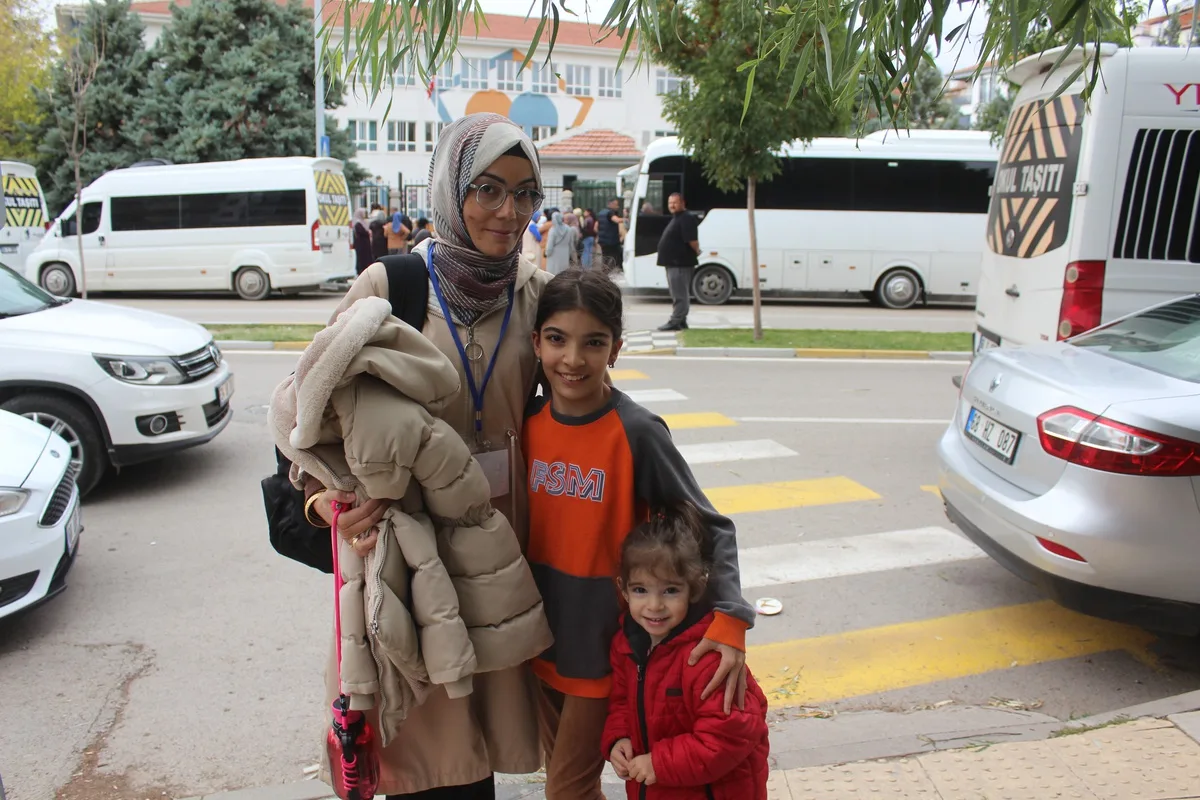 Serebral Palsili Hayrunnisa, 7 yaşında yürümeye başladı, şimdi doktor olmak istiyor