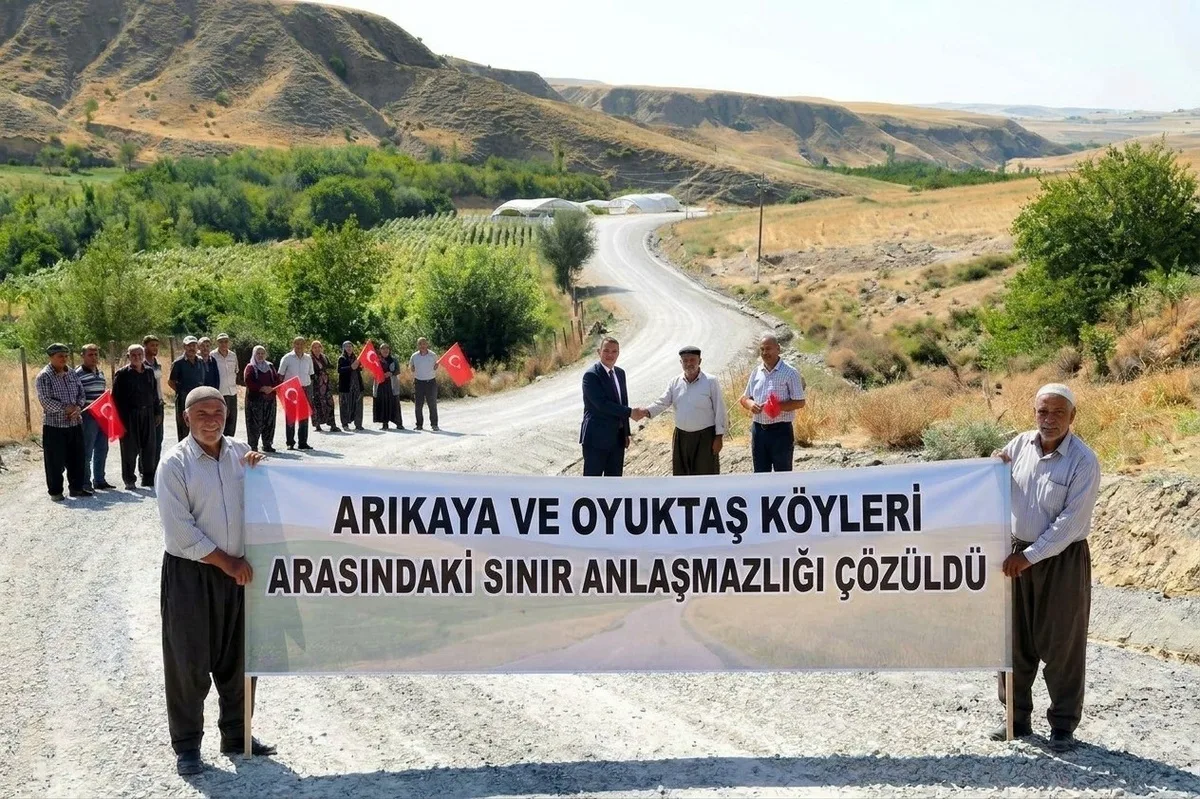 Batman Kozluk'ta Arıkaya ile Oyuktaş arasındaki sınır anlaşmazlığı çözüldü