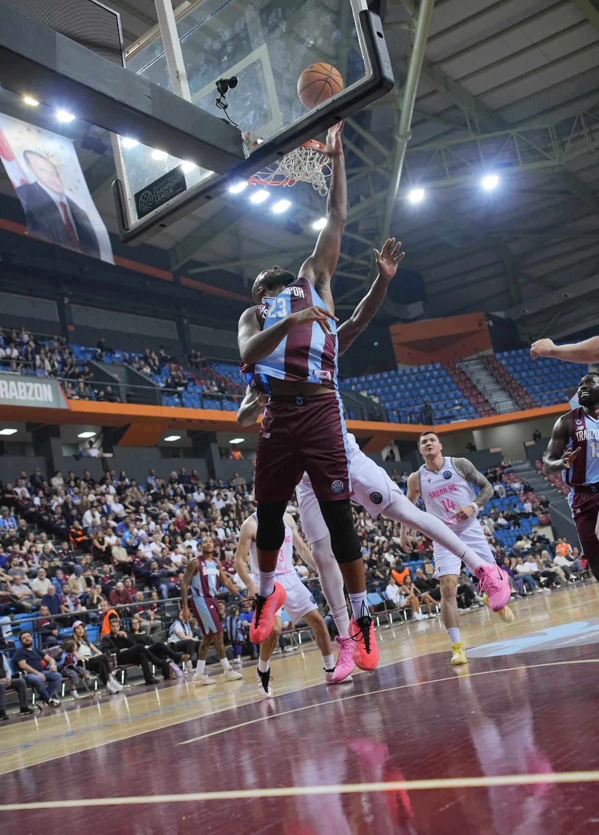 Trabzonspor, Basketbol Şampiyonlar Ligi'nde Sabah BC'yi 100-83 mağlup etti