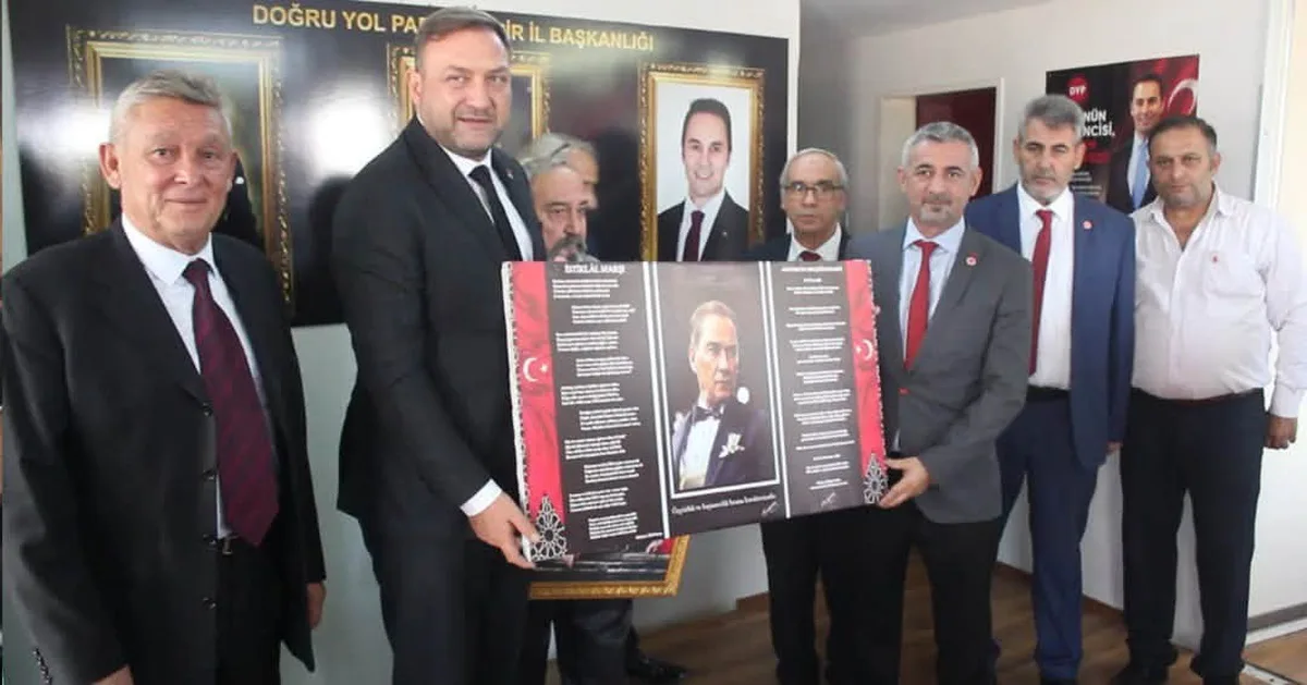 CHP İzmir İl Başkanı Gümrükçü, siyasi ahlak yasası için acil çağrı yaptı