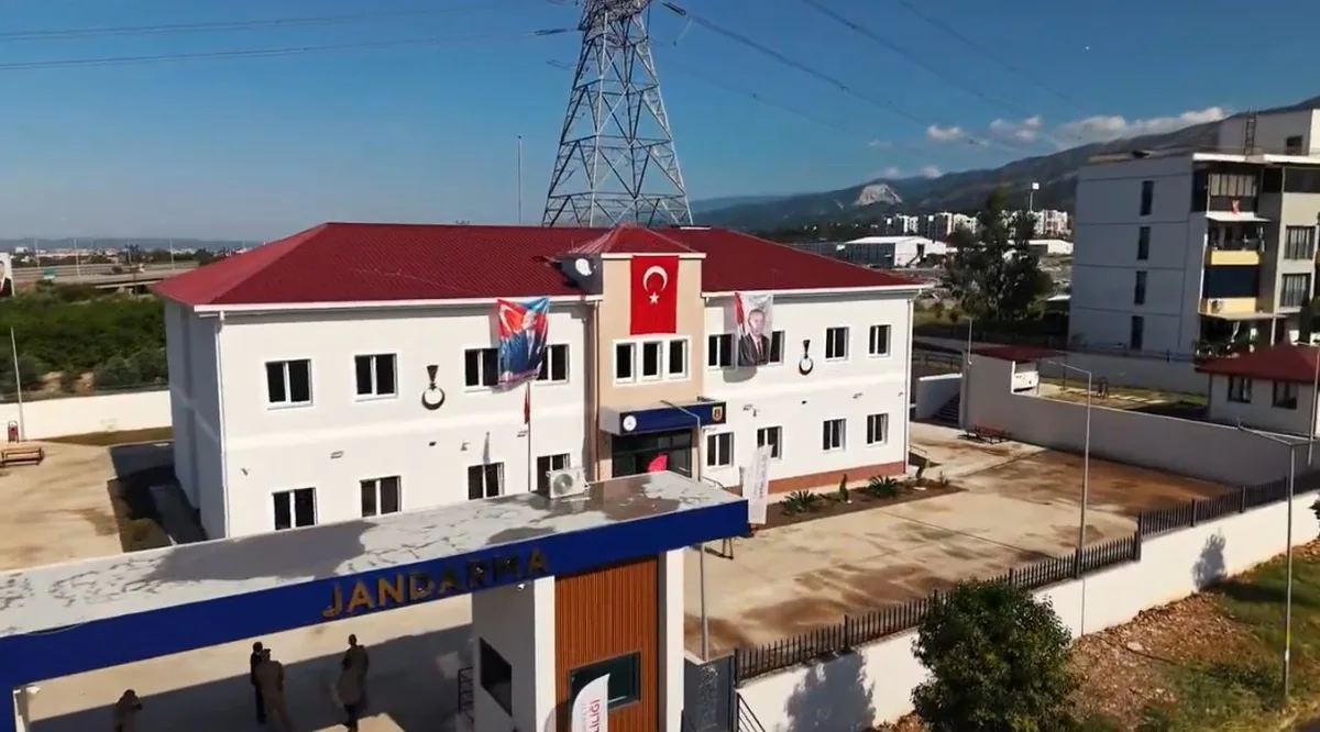 Payas'ta yeni jandarma karakolu binası hizmete alındı, Vali Masatlı bilgi aldı