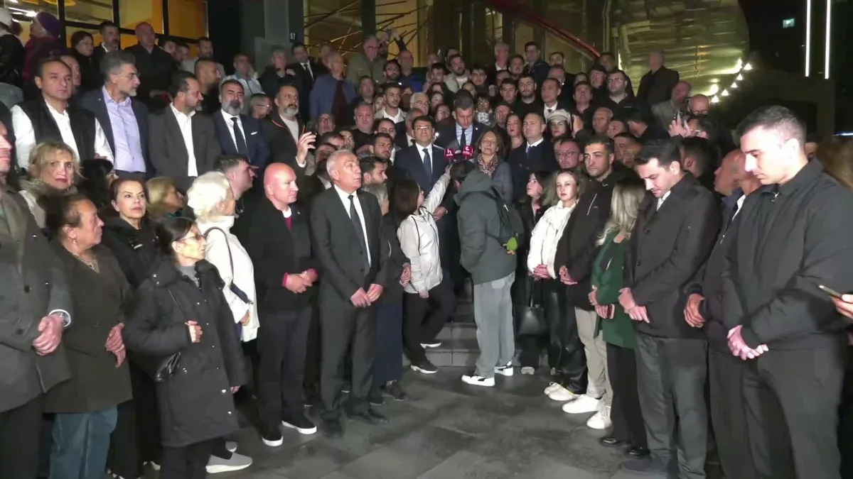 YENİ Parti Ankara İl Örgütü, kayyum atanan Halk TV'ye destek açıklaması yaptı