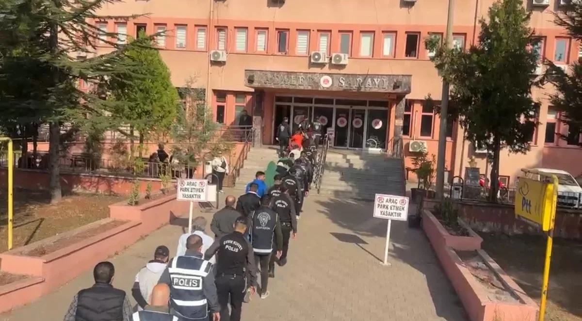 Karabük merkezli siber suç soruşturmasında 15 ilde 26 şüpheli tutuklandı