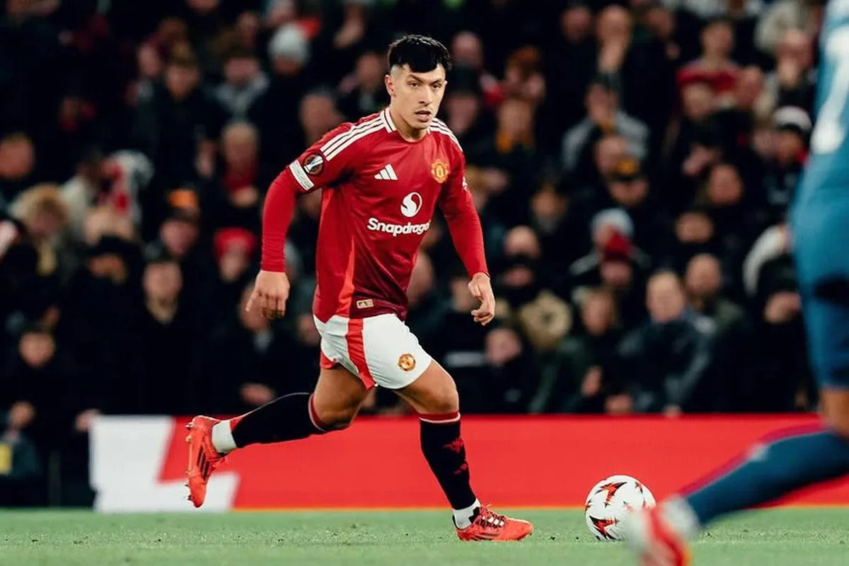 Manchester United'da kaos! Yönetimi hedef almıştı, ceza yiyecek
