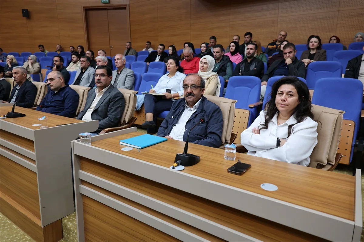 Elazığ'da kamu personeline mali mevzuat eğitimi İl Özel İdaresinde başladı