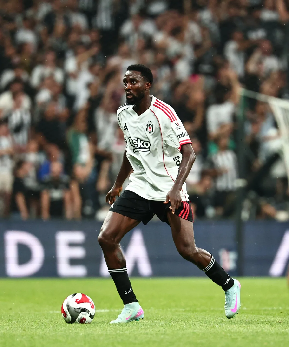 Wilfred Ndidi, yarınki Crystal Palace maçı öncesi Beşiktaş'ın hazır olduğunu söyledi