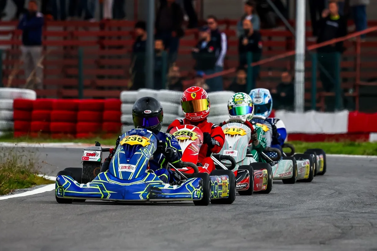 Türkiye Karting Şampiyonası'nın son ayağı Kocaeli'de 42 sporcuyla tamamlandı