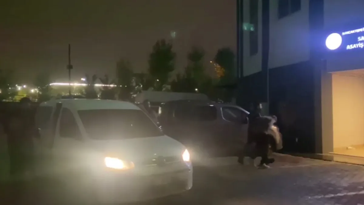 Sancaktepe'de pazarda bıçaklı kavgada 1 kişi öldü, 5 kişi yaralandı