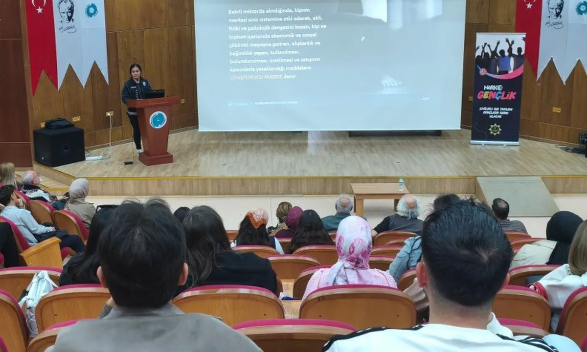 Niğde'de narkotik ekipleri 18 etkinlikte 2 bin 92 vatandaşı bilgilendirdi