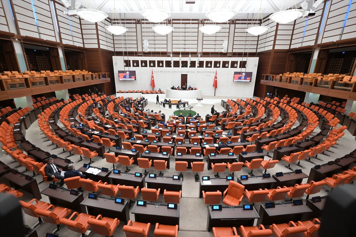 TBMM'de grup başkanvekilleri sel, fon soruşturması ve Mekke anlaşmasını görüştü