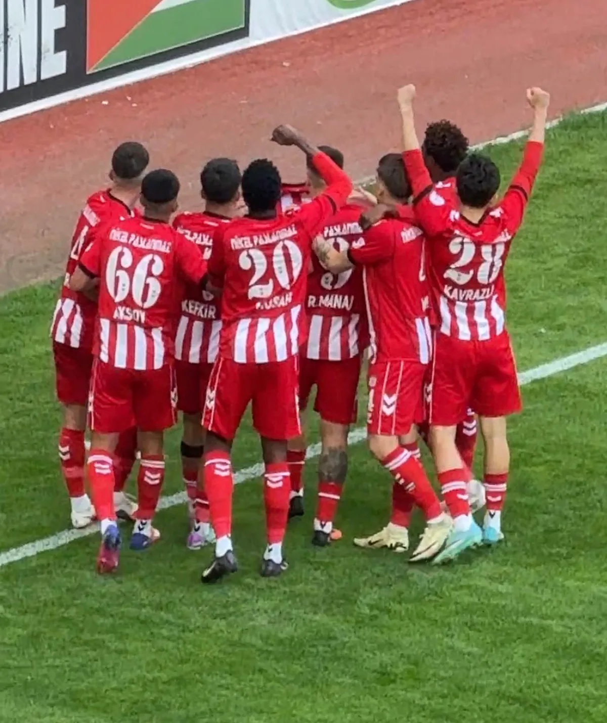 Sivasspor, 1'inci Lig'in 11'inci haftasında Sarıyer ile 1-1 berabere kaldı
