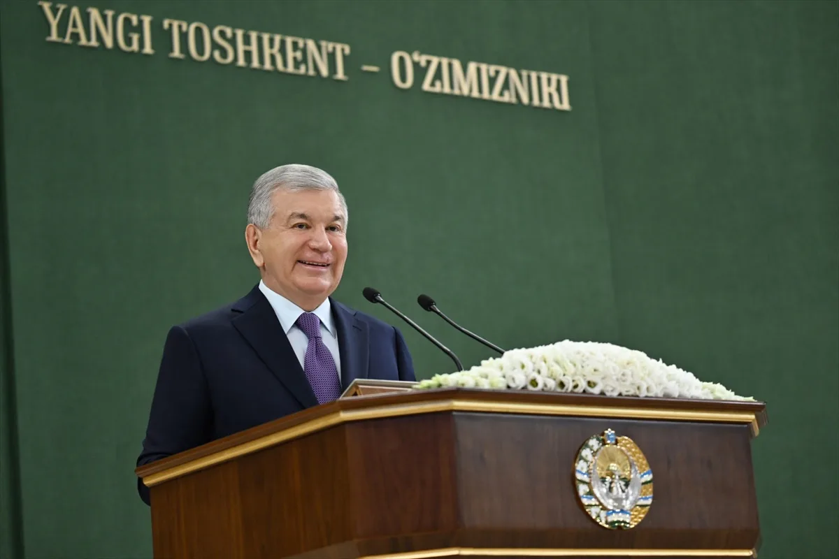 Mirziyoyev, Yeni Taşkent'te 2,5 milyar dolarlık 10 proje için törene katıldı