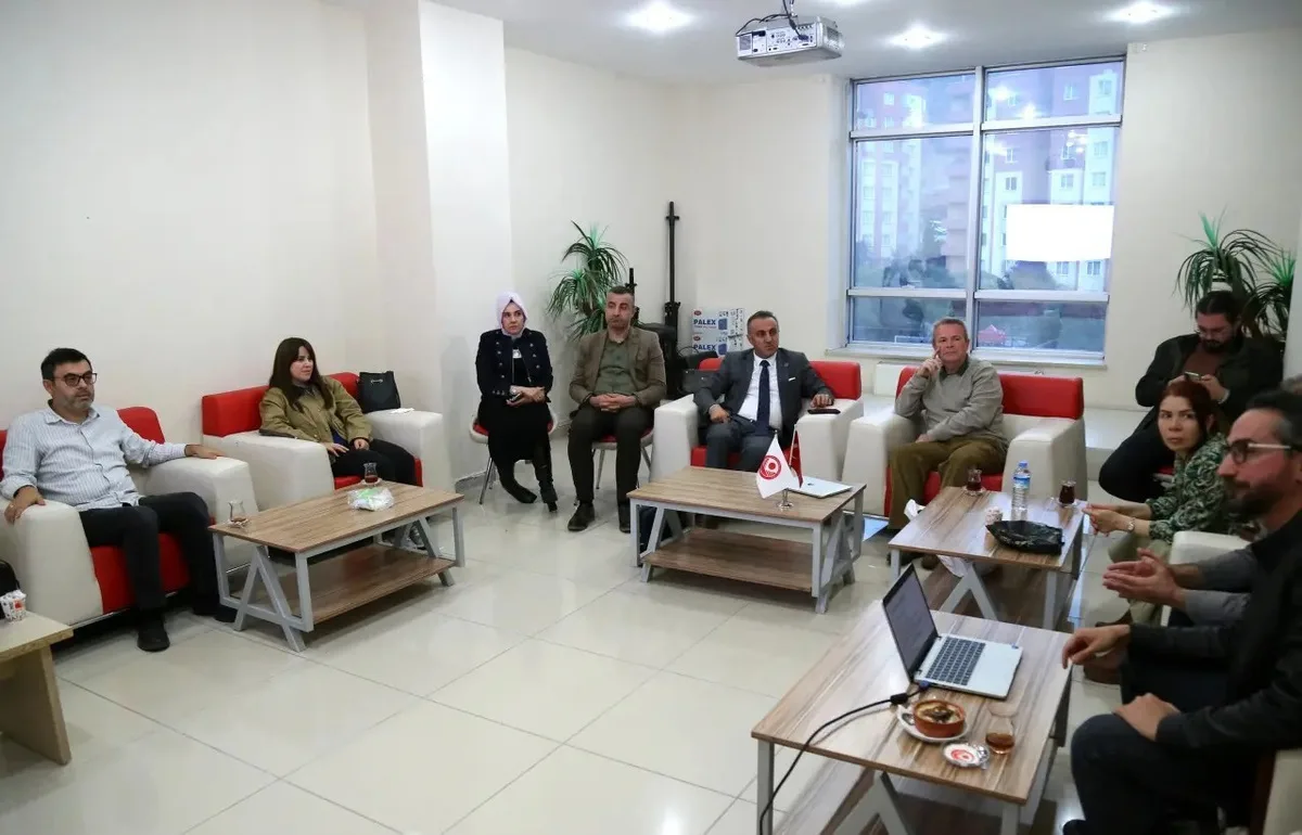 Gümüşhane Üniversitesi Harşit Savunması için 4 binden fazla arşiv belgesi inceliyor
