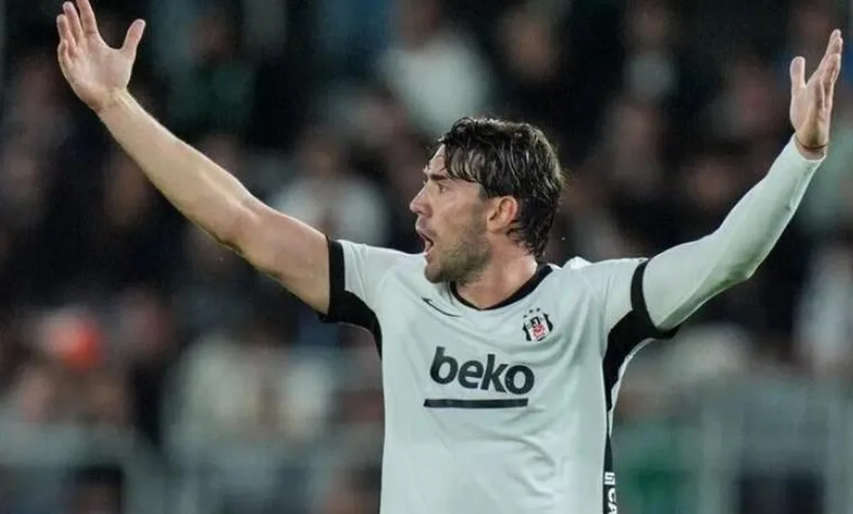 Vlahovic neden yok, Vlahovic Hoffenheim Beşiktaş maçında sakat mı, cezalı mı, yedek mi?