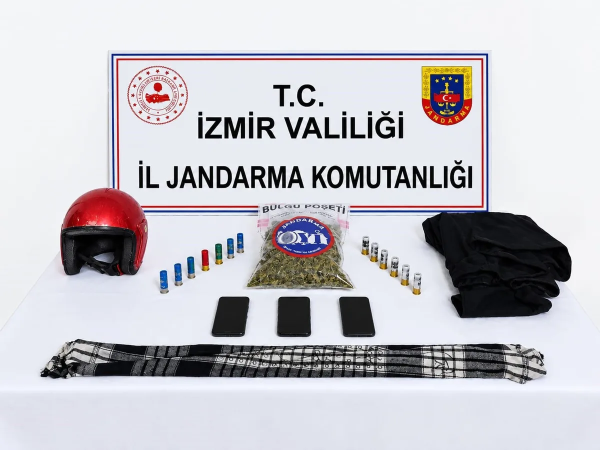 Ödemiş'te park halindeki araçlara ateş açan 3 şüpheliden 2'si tutuklandı