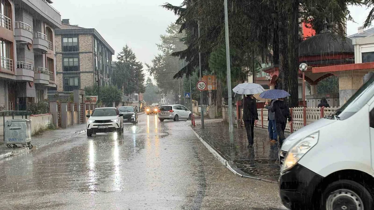 Düzce'nin Kardüz Yaylası'nda metrekareye 101,6 kilogram yağış ölçüldü
