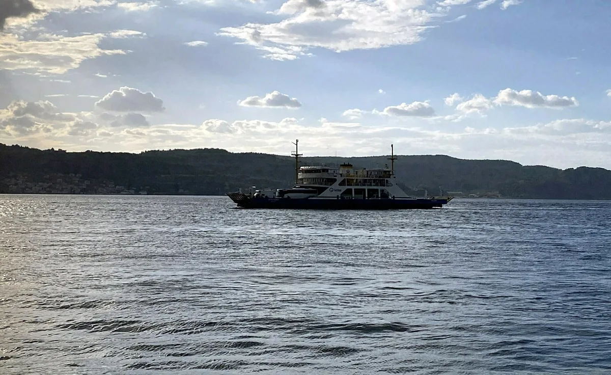 GESTAŞ, hava nedeniyle yarın Gökçeada ve Bozcaada'ya bazı seferleri iptal etti.