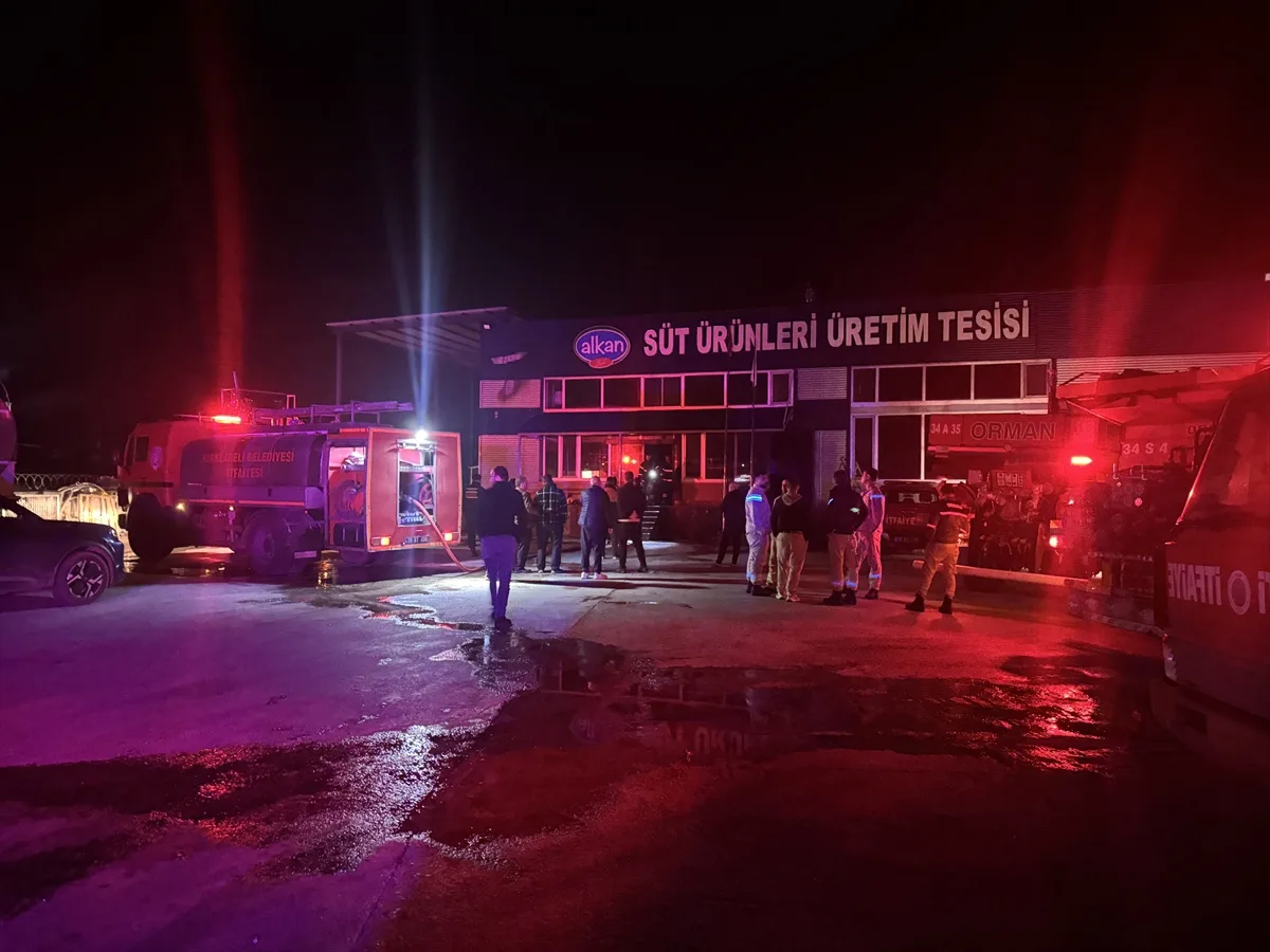 Kırklareli İnece'de süt ürünleri tesisindeki yangın söndürüldü, tesiste hasar oluştu.