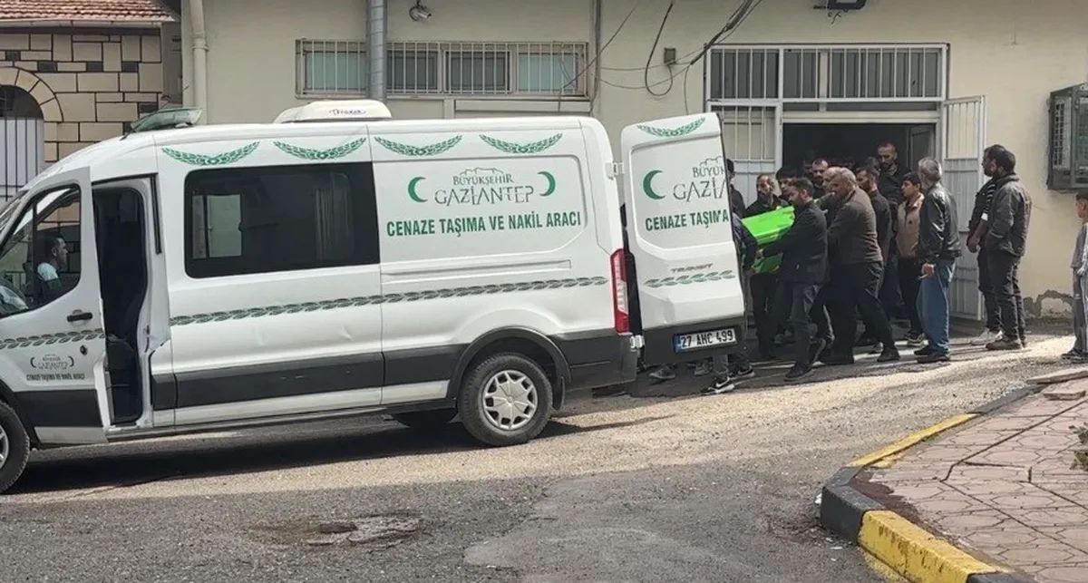 Gaziantep Oğuzeli'de yem makinesinde elektrik akımına kapılan 16 yaşındaki çocuk öldü