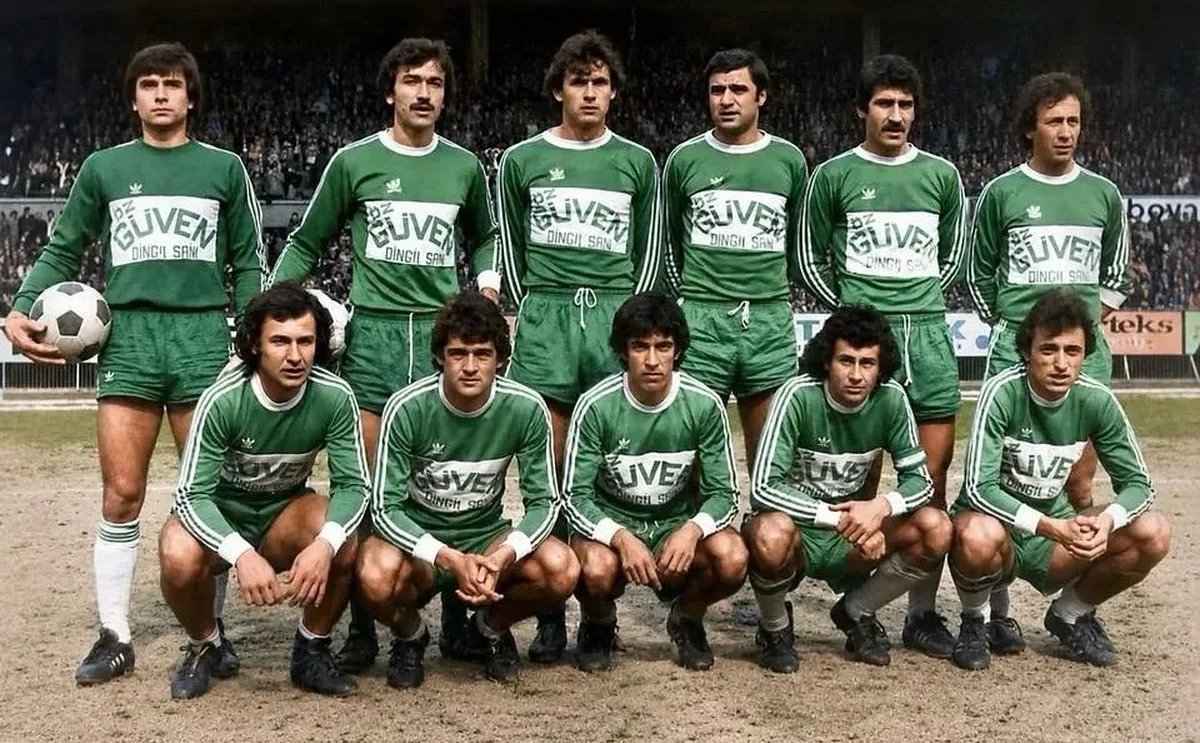 Bursaspor ve Milli Takım'ın eski futbolcusu Kemal Batmaz zatürreyle entübe edildi