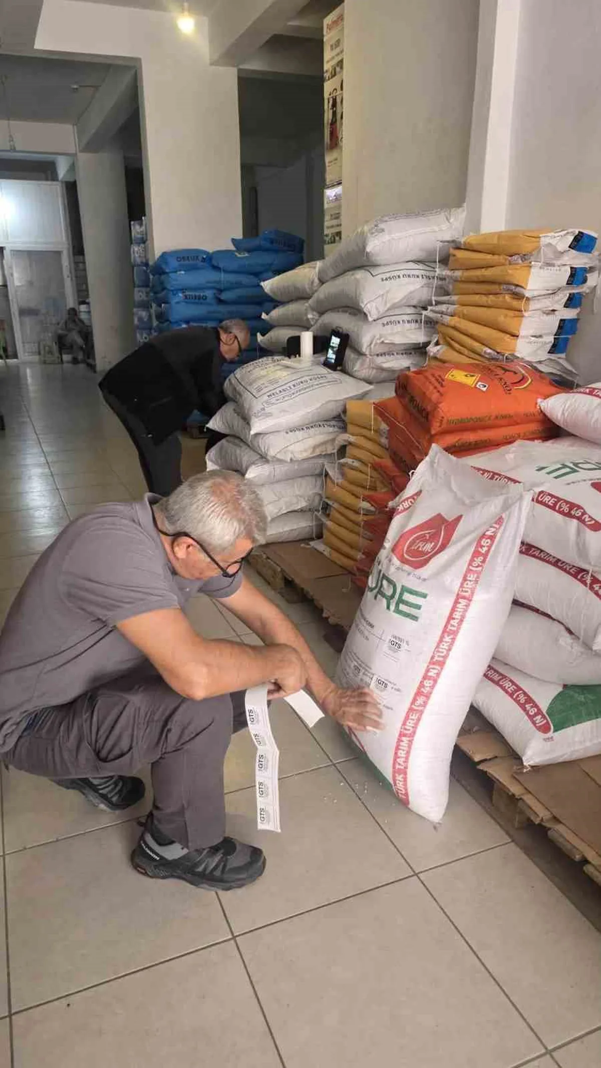 Çanakkale'de toplam 23 gübre ürününde DNA bandrol denetimi yapıldı