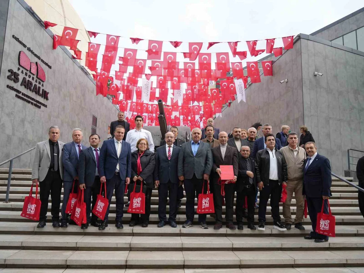 Gaziantepliler Federasyonu’ndan 25 Aralık Panorama Müzesi’ne anlamlı ziyaret