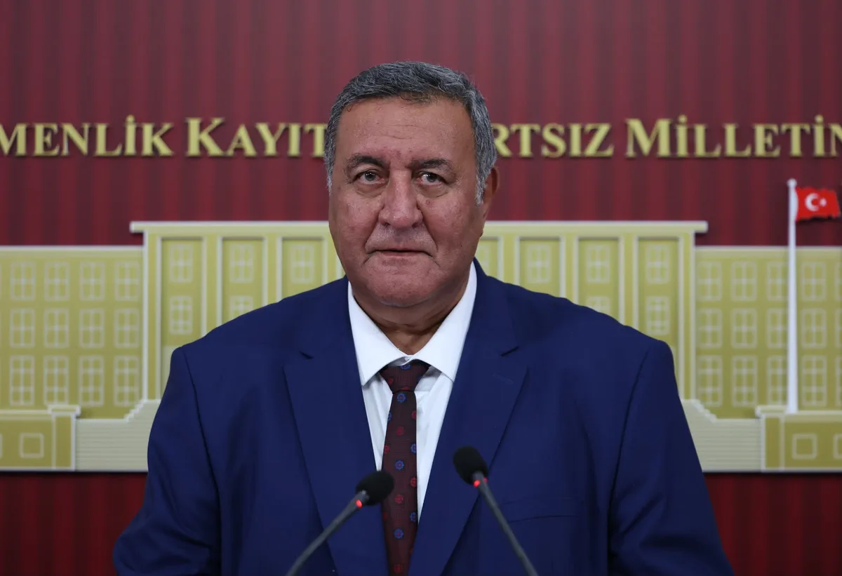 CHP'li Gürer, basın sorunları için Meclis Araştırma Önergesi'ni sundu