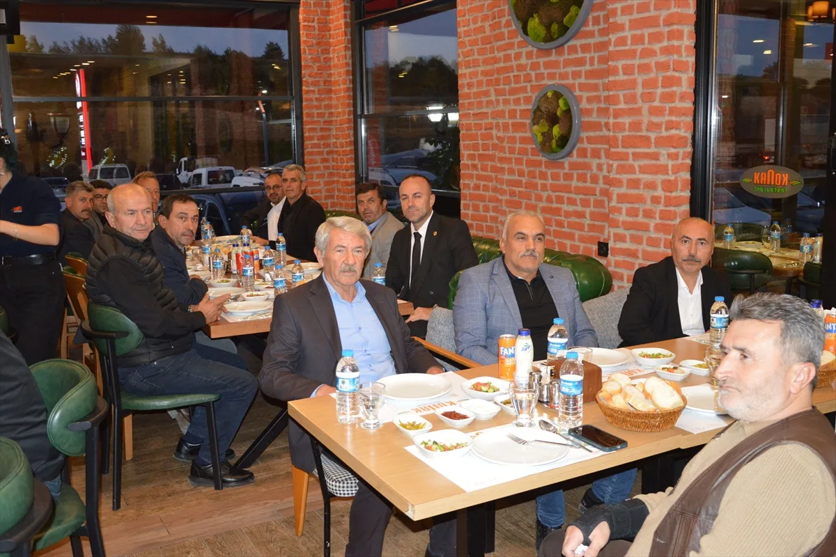 Havza Ziraat Odası muhtarlara ÇKS ve tarım sigortalarını toplantıda anlattı