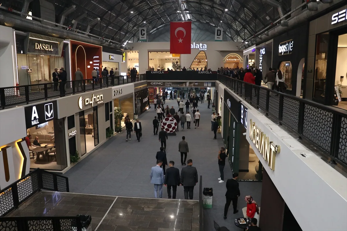 MODEF EXPO 2026, İnegöl'de 140'a yakın firmanın katılımıyla açıldı