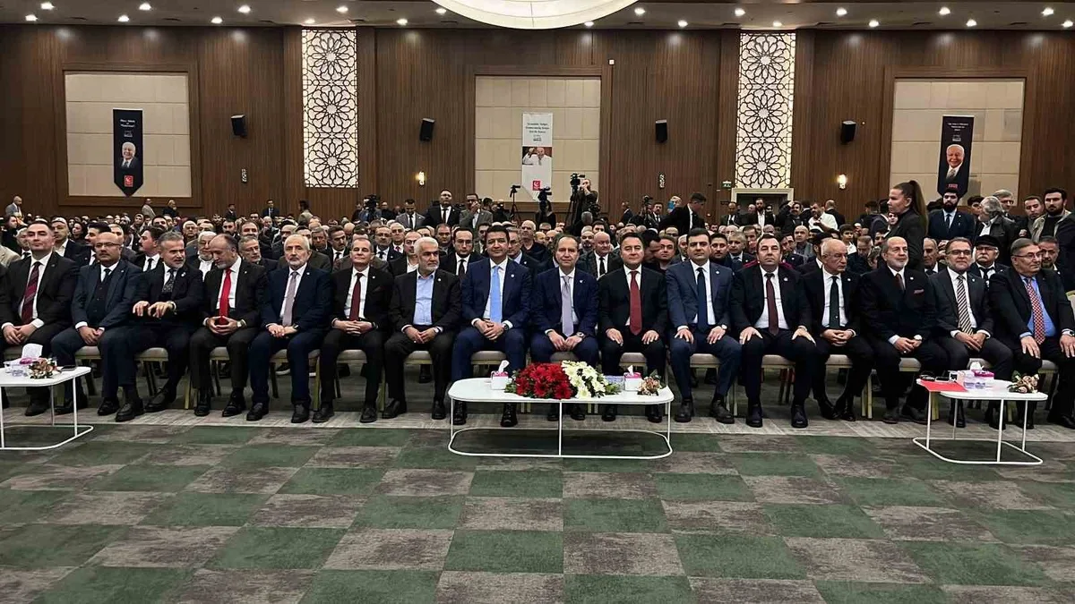 Necmettin Erbakan, Konya Karatay'da düzenlenen programda 100. doğum yılında anıldı