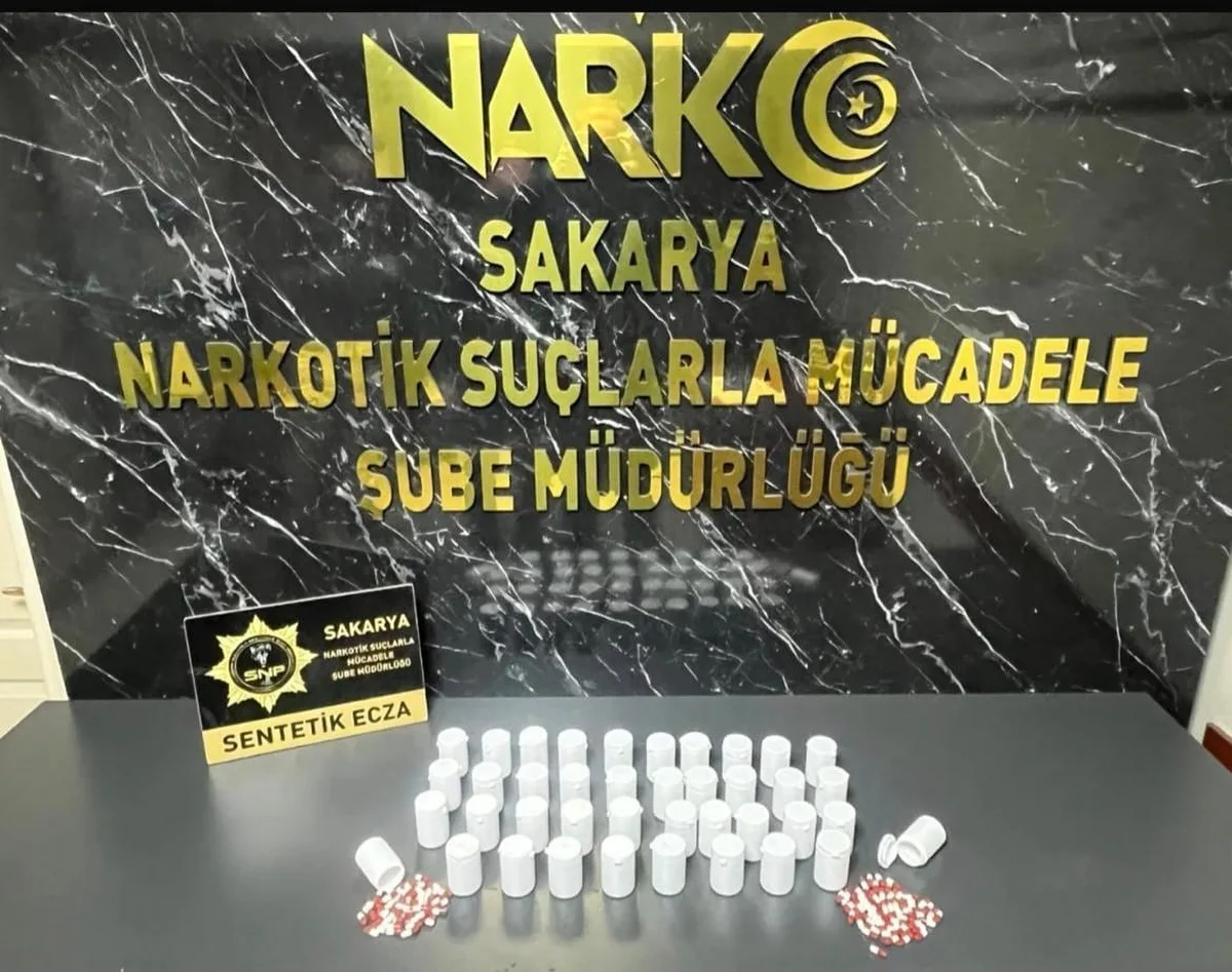 Sakarya'da düzenlenen uyuşturucu operasyonunda 3 şüpheli tutuklandı