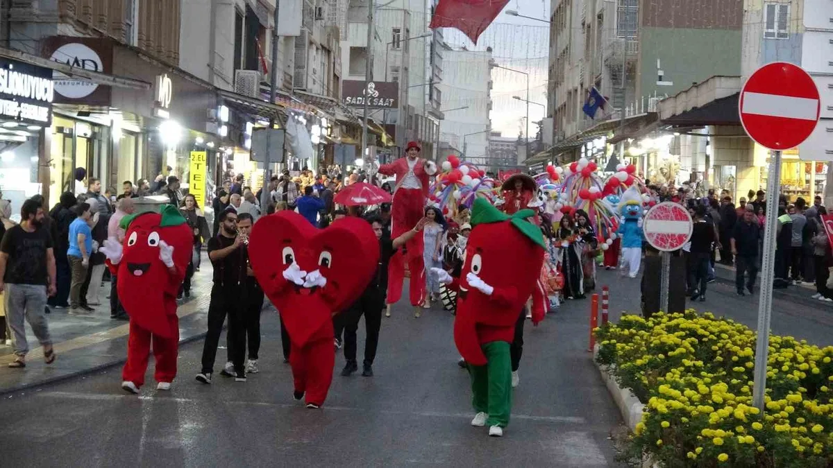 Kilis'te Biber Festivali başladı, Vali kırmızı biberde Türkiye üçüncülüğünü vurguladı